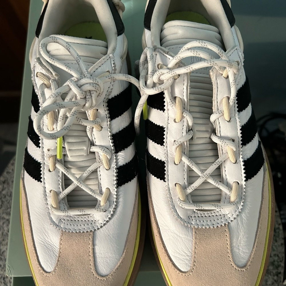 Beyoncé IVY PARK Adidas stylist athletic footwear. Excellent condition!